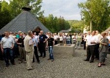 Grillfest i koiene ved hotellet